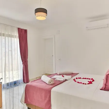 2 Bedroom In With Private Pool Villa *