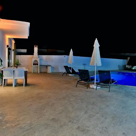 2 Bedroom In With Private Pool Villa Kalkan