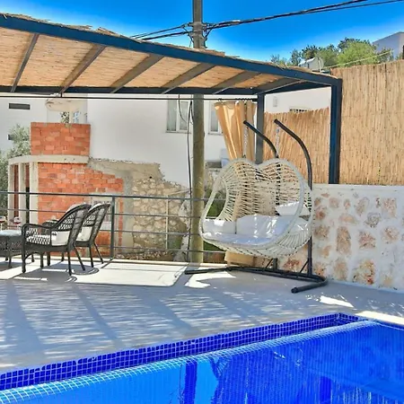 2 Bedroom In With Private Pool